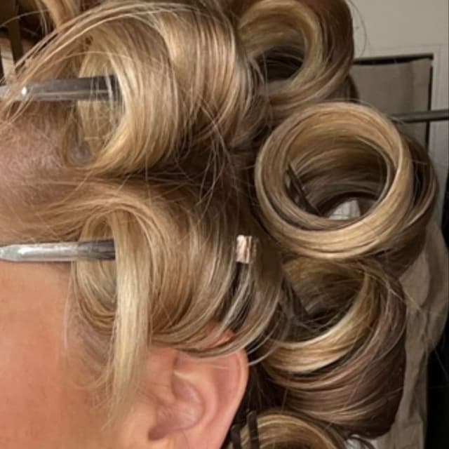 4 Blowouts at Aligned Method Beauty Studio in Mahopac, NY